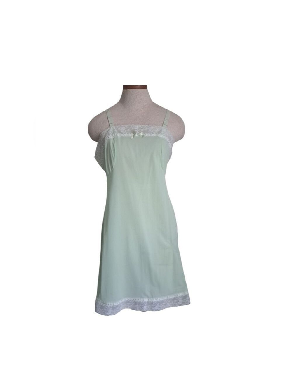 VTG BEELINE USA mint green full slip NYLON lace 36 Short coastal glam *Flaw*